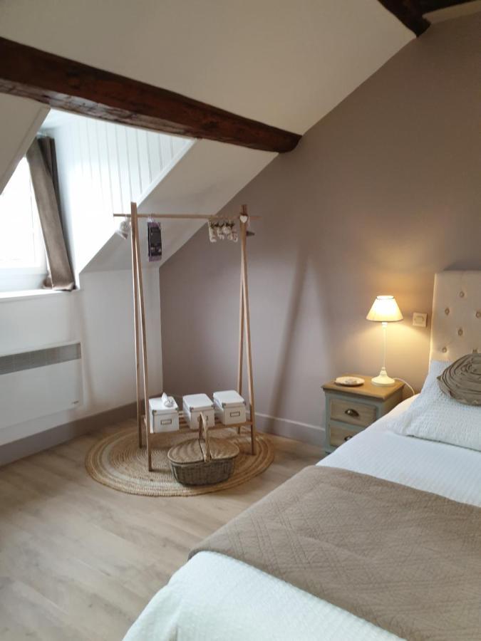 D'Anciennes "Chambres De Bonnes" Honfleur Eksteriør billede