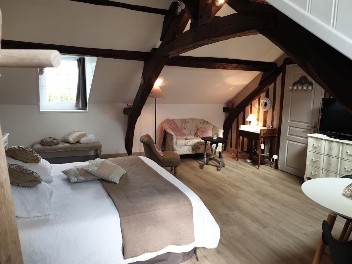 D'Anciennes "Chambres De Bonnes" Honfleur Eksteriør billede